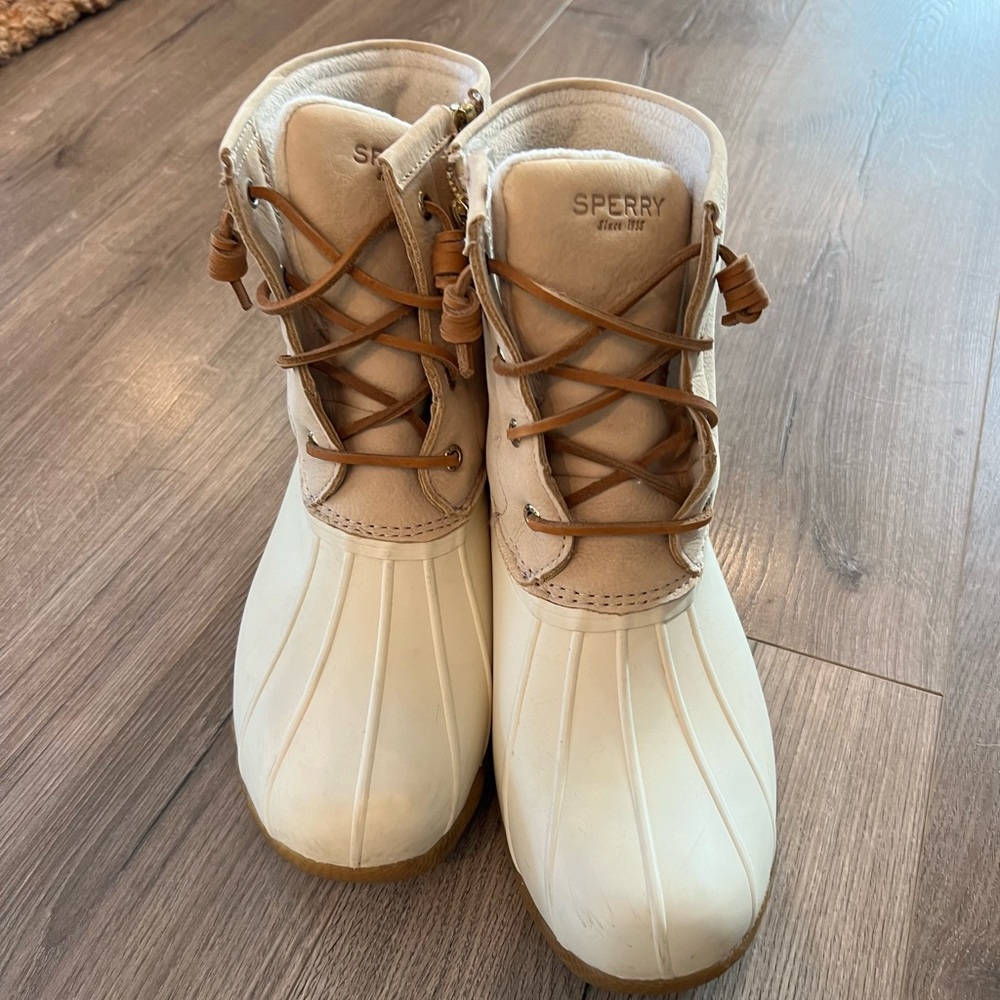 Sperry women saltwater duck boot